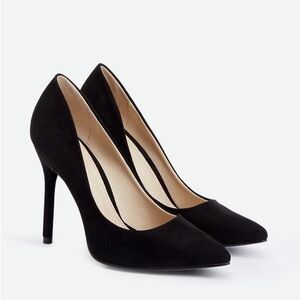JustFab Despina black suede pumps
